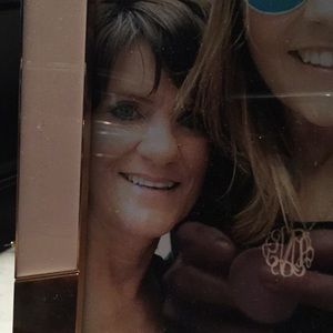 Meet your Posher, Vicki